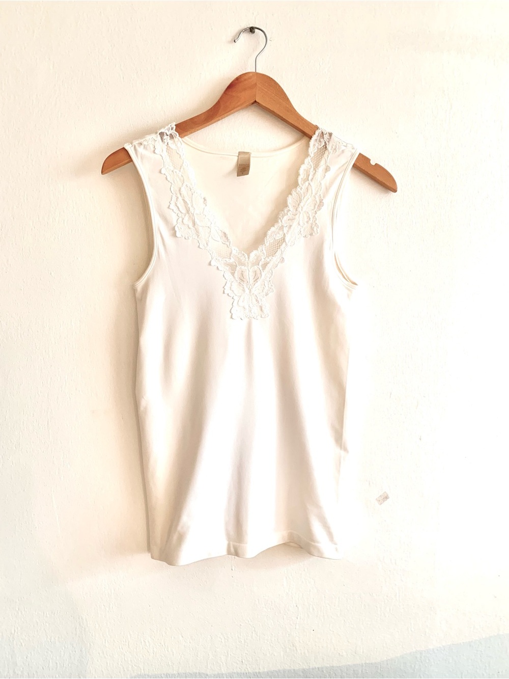 Banana Republic Ivory Lace-Trim V-Neck Camisole